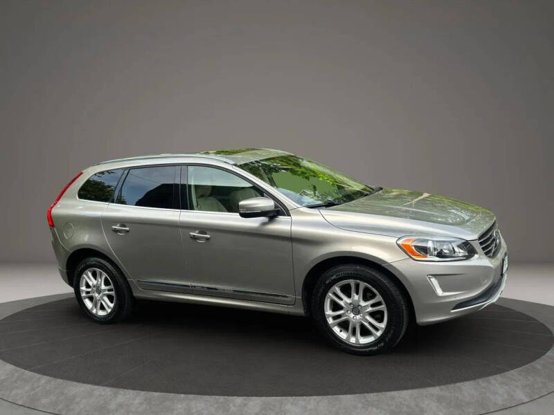 2016 Volvo XC60 T5 Drive-E Premier