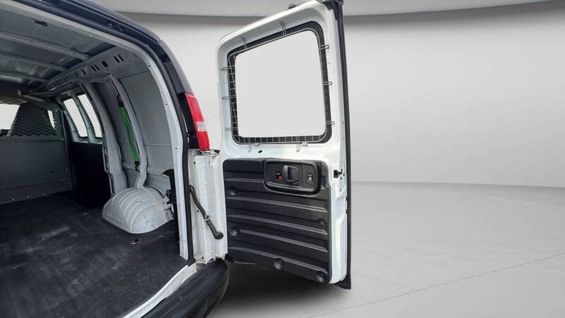2018 Chevrolet Express 2500
