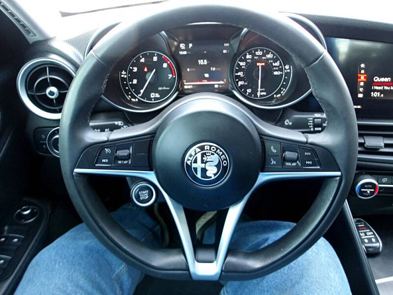 2017 Alfa Romeo Giulia