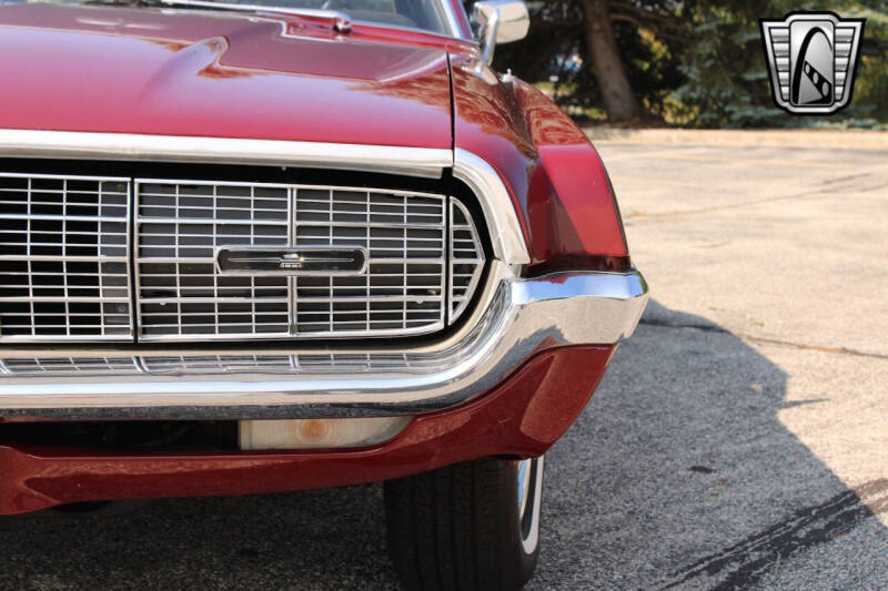 1968 Ford Thunderbird