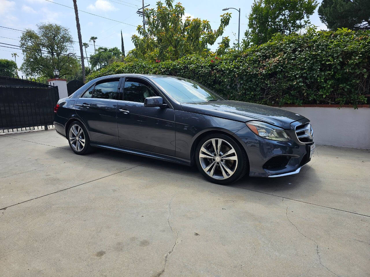 2016 Mercedes-Benz E-Class 1