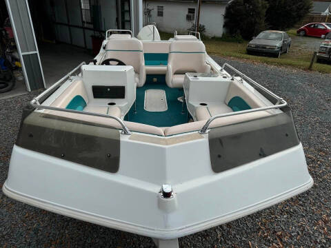 1997 Hurricane SunDeck Sport 185 OB