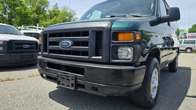 2009 Ford E-Series E-350 SD XL