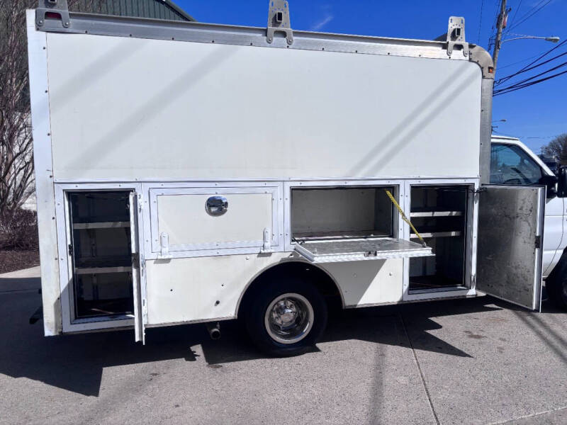 2012 Ford E-Series E-350 SD