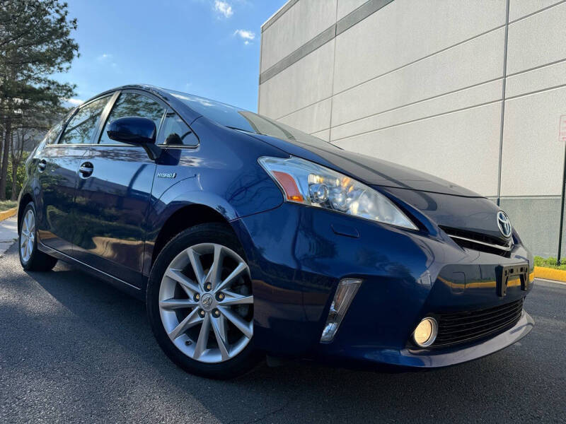 2012 Toyota Prius v Three