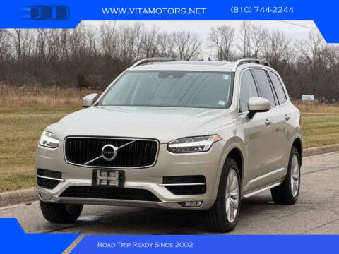 2016 Volvo XC90 T6 Momentum