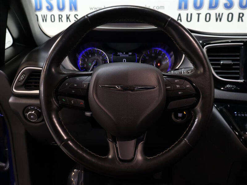 2020 Chrysler Pacifica Touring L