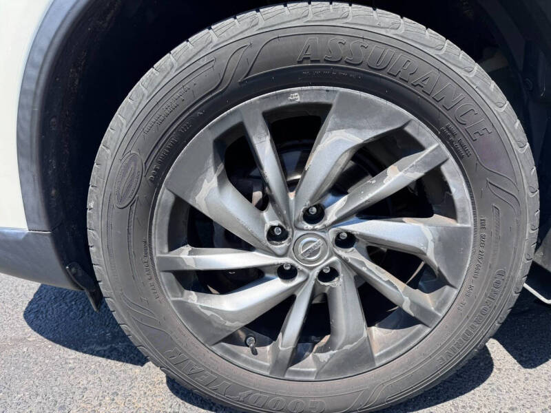 2015 Nissan Rogue SL