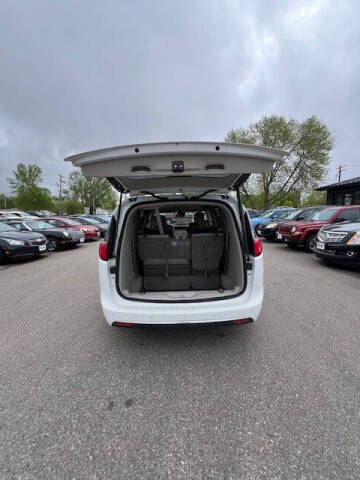 2018 Chrysler Pacifica Touring L