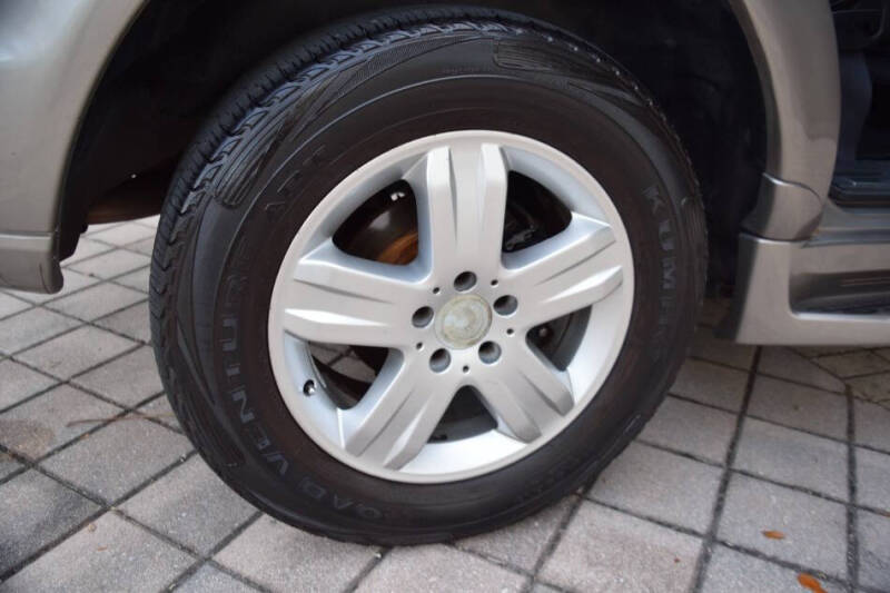 2005 Mercedes-Benz M-Class ML 350