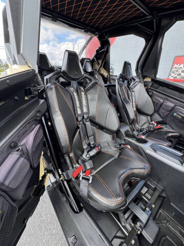 2024 Polaris RZR Turbo R 4 Ultimate
