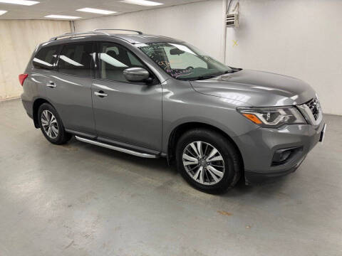 2020 Nissan Pathfinder SV