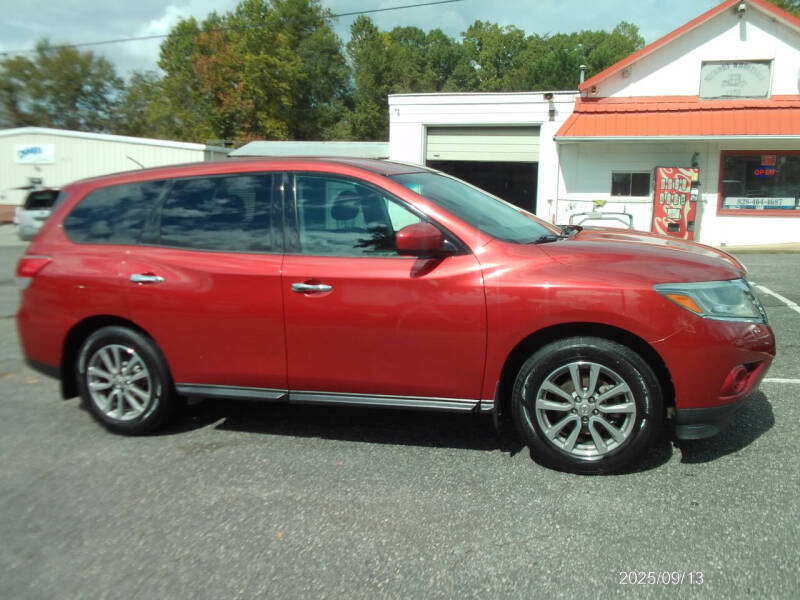 2015 Nissan Pathfinder S