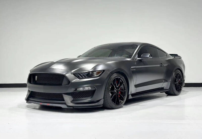2020 Ford Mustang