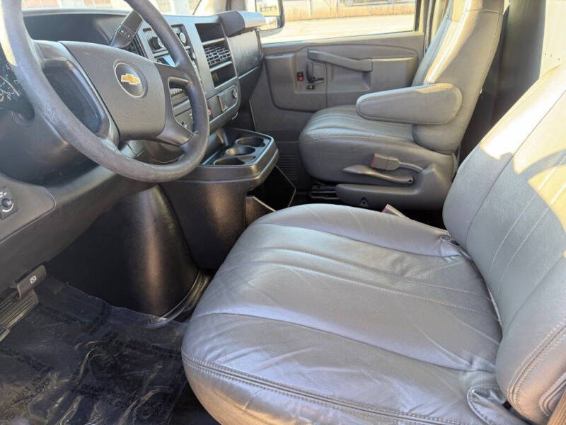 2016 Chevrolet Express 2500