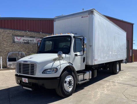 2013 Freightliner Business class M2