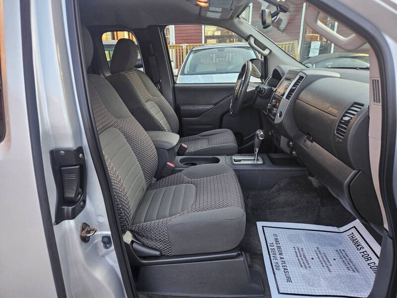 2015 Nissan Frontier SV V6