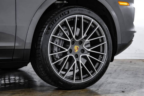 2021 Porsche Cayenne Coupe