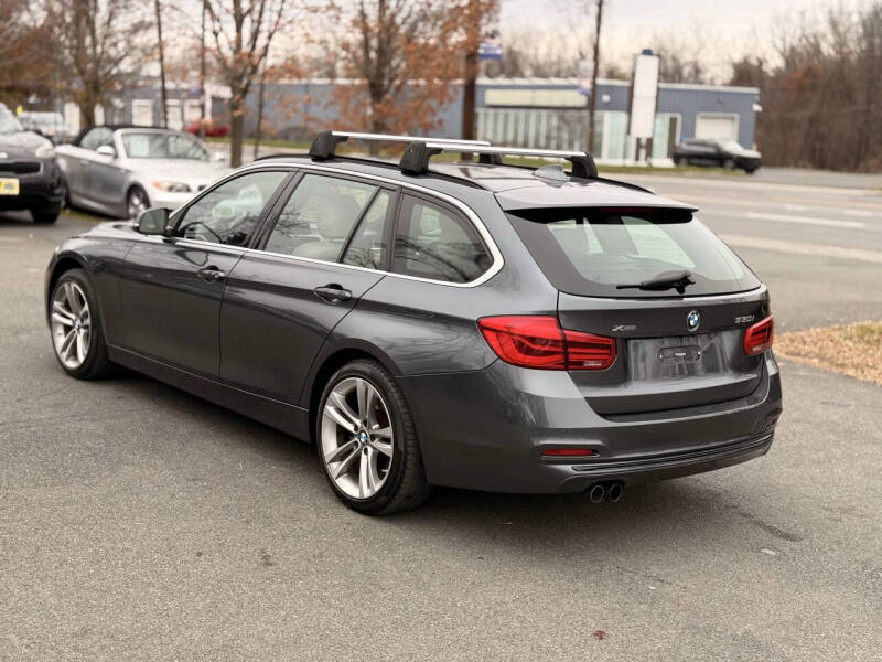 2017 BMW 3 Series 330i xDrive