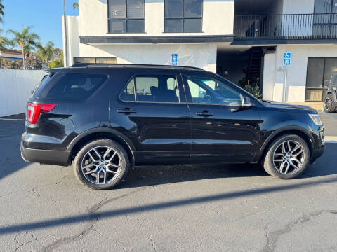 2017 Ford Explorer Sport