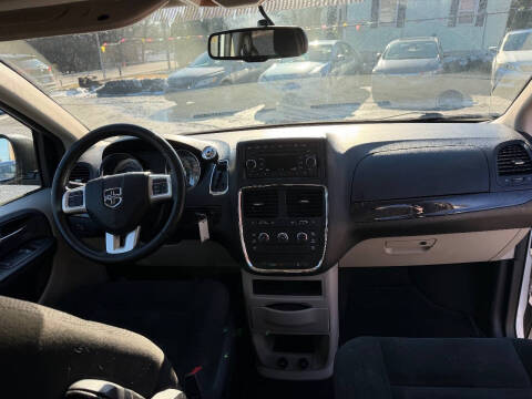 2016 Dodge Grand Caravan American Value Package