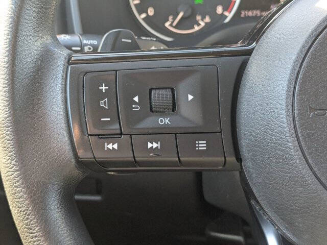 2022 Nissan Rogue SV