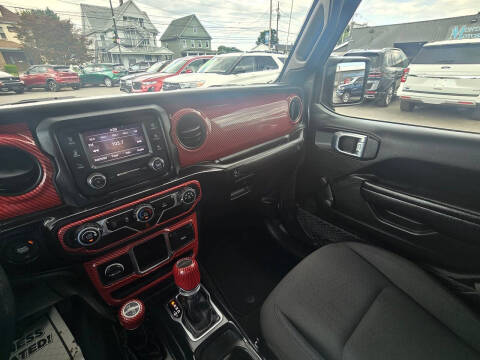 2021 Jeep Gladiator Willys