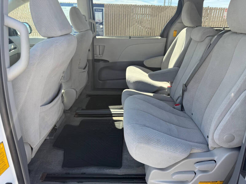 2014 Toyota Sienna
