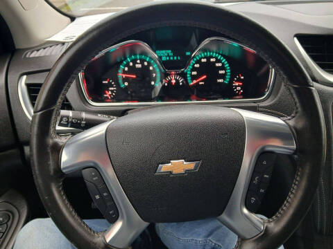 2017 Chevrolet Traverse LT