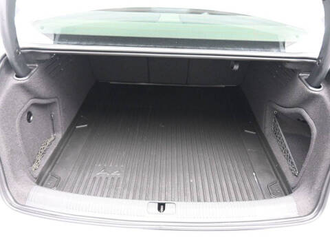 2022 Audi A4 quattro Premium 40 TFSI