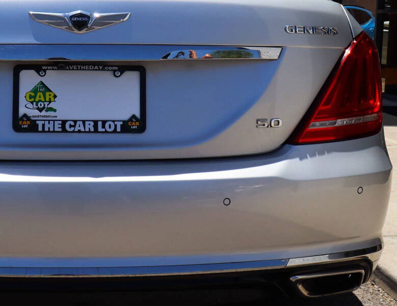 2019 Genesis G90