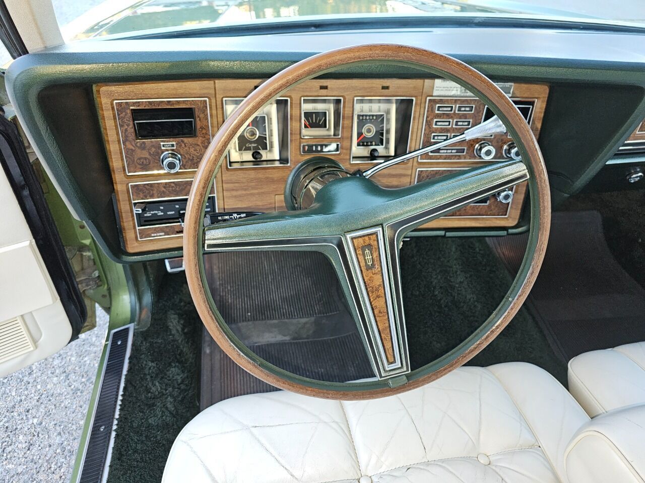 1972 Lincoln Mark IV 57