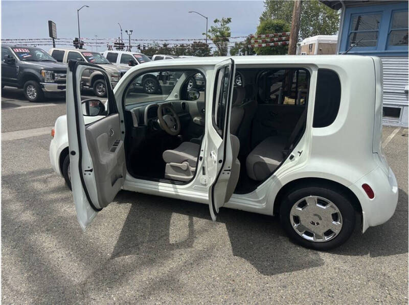 2011 Nissan cube