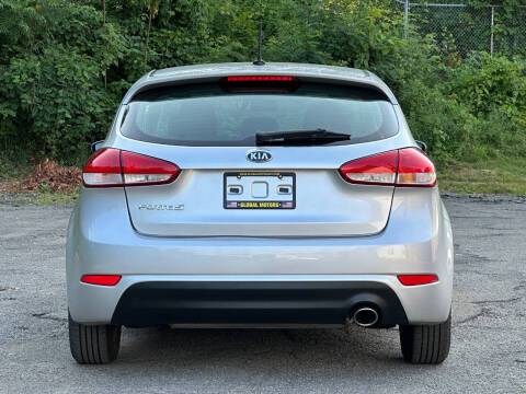 2017 Kia Forte5 LX