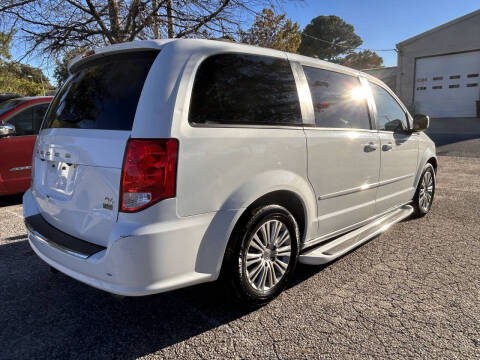 2016 Dodge Grand Caravan R/T