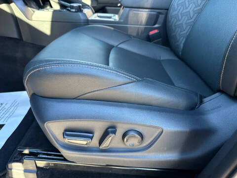 2025 Toyota Tacoma Limited HV