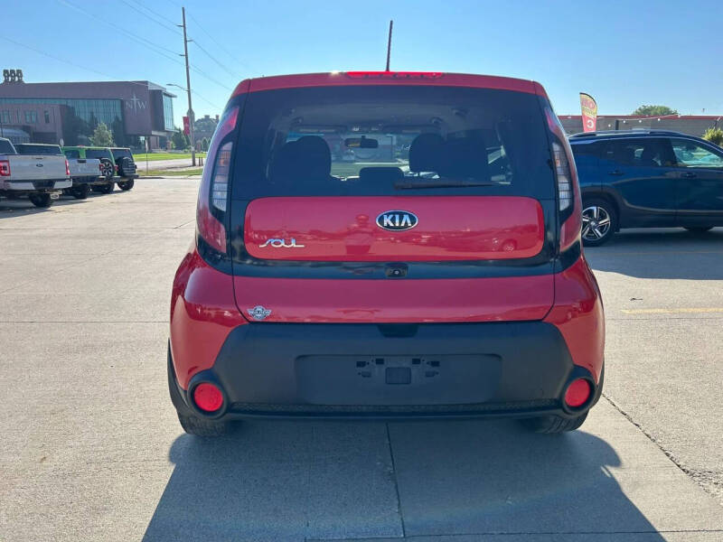 2015 Kia Soul +