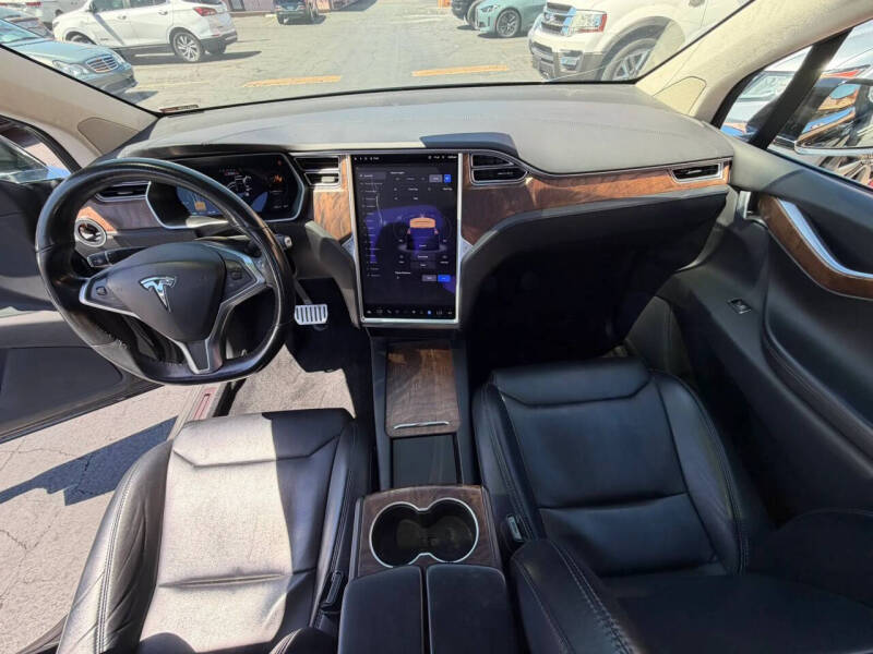 2017 Tesla Model X
