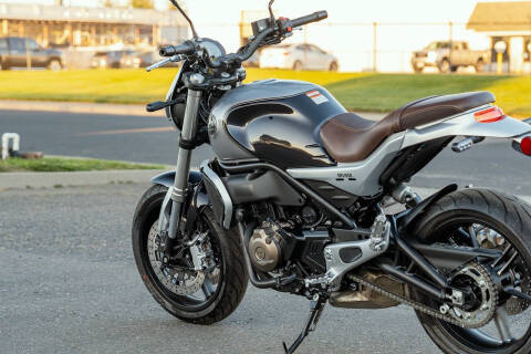 2023 QJMotor SRV550