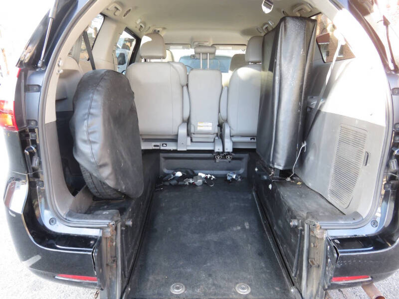 2020 Toyota Sienna L 7-Passenger