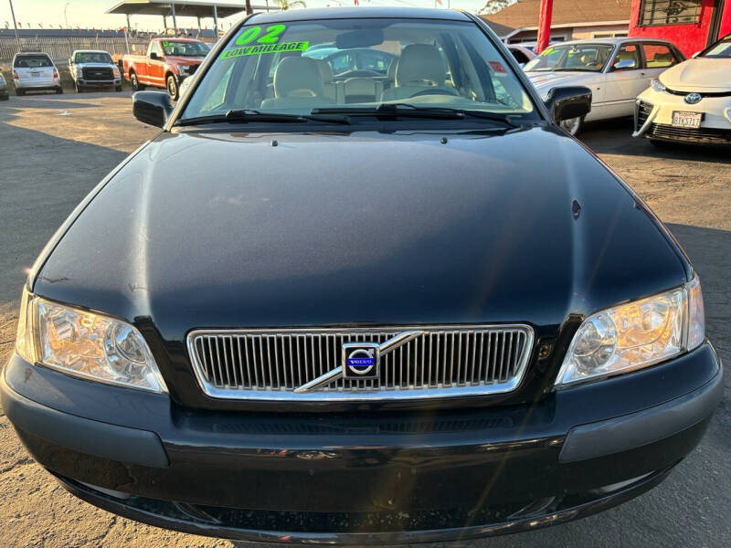 Used 2002 Volvo V40 1.9T with VIN YV1VW29512F872311 for sale in Escondido, CA