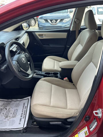 2016 Toyota Corolla LE