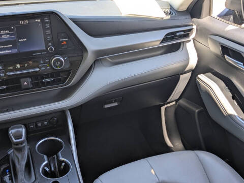 2021 Toyota Highlander Hybrid XLE