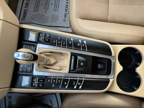 2016 Porsche Macan S