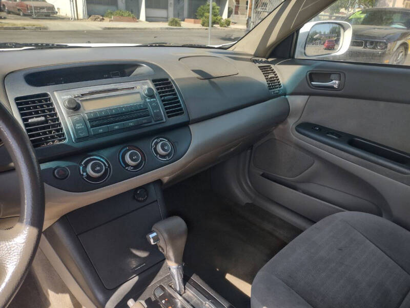 2006 Toyota Camry LE