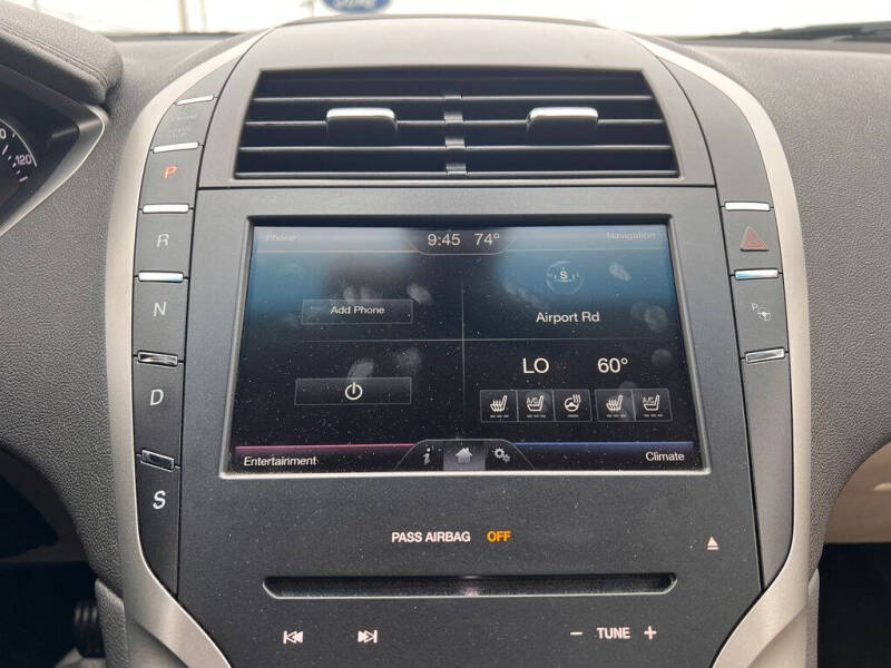 2016 Lincoln MKZ