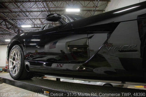2004 Dodge Viper SRT-10