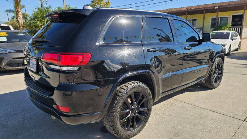 2017 Jeep Grand Cherokee Altitude