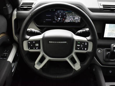 2023 Land Rover Defender 90 SE