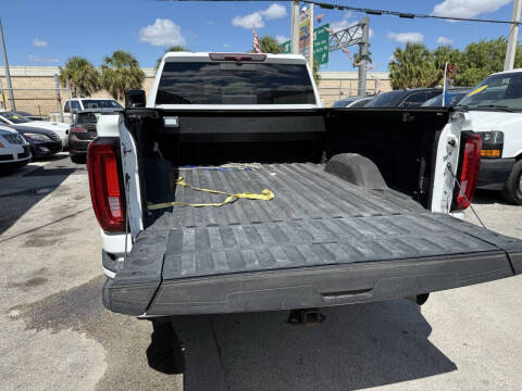 2022 GMC Sierra 2500HD AT4